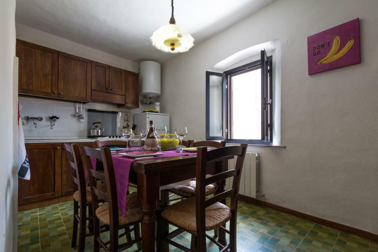 Ferienwohnung ART REBUS Tower in Tuscany Radda in Chianti Exterior foto